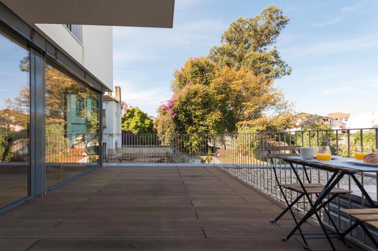 Lovelystay - Primrose 2Br Flat With Free Parking, Ac And Balcony Porto Kültér fotó