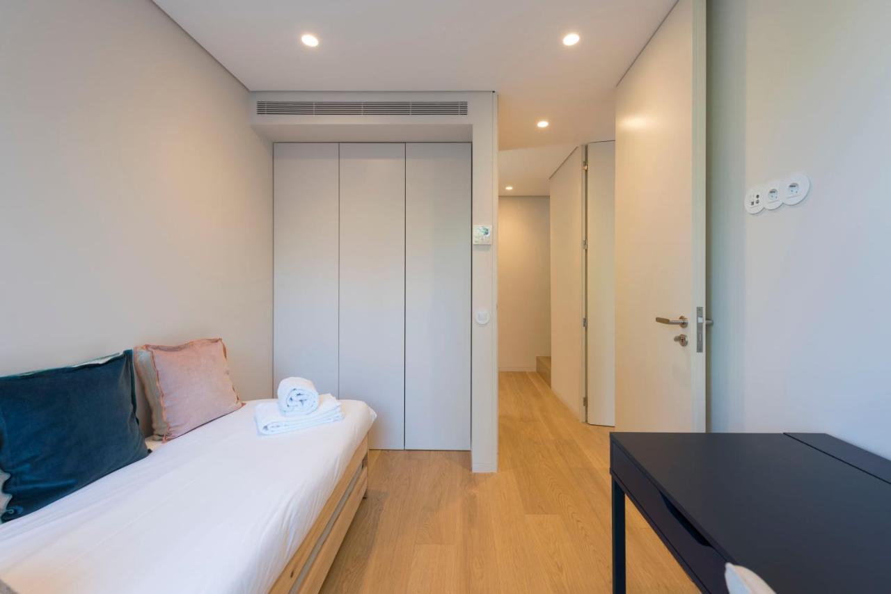 Lovelystay - Primrose 2Br Flat With Free Parking, Ac And Balcony Porto Kültér fotó